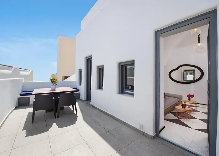 Mirinda Villa Fira (Santorini)