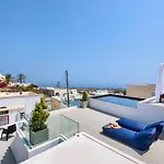 Mirinda Βίλα *